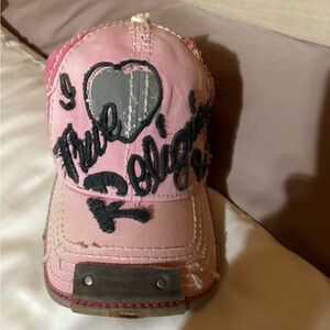 True Religion VINTAGE distressed hat Pink